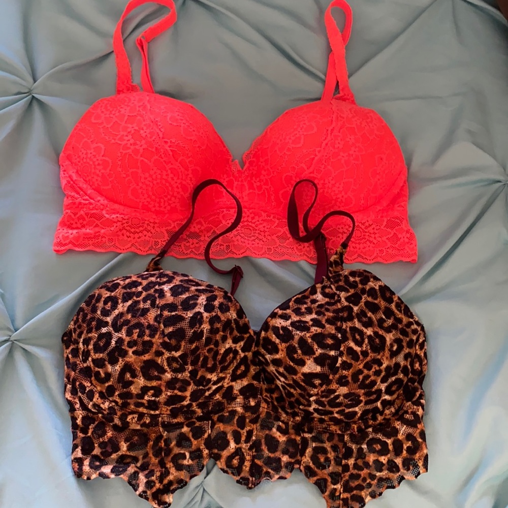 Pink bras gently used small size
